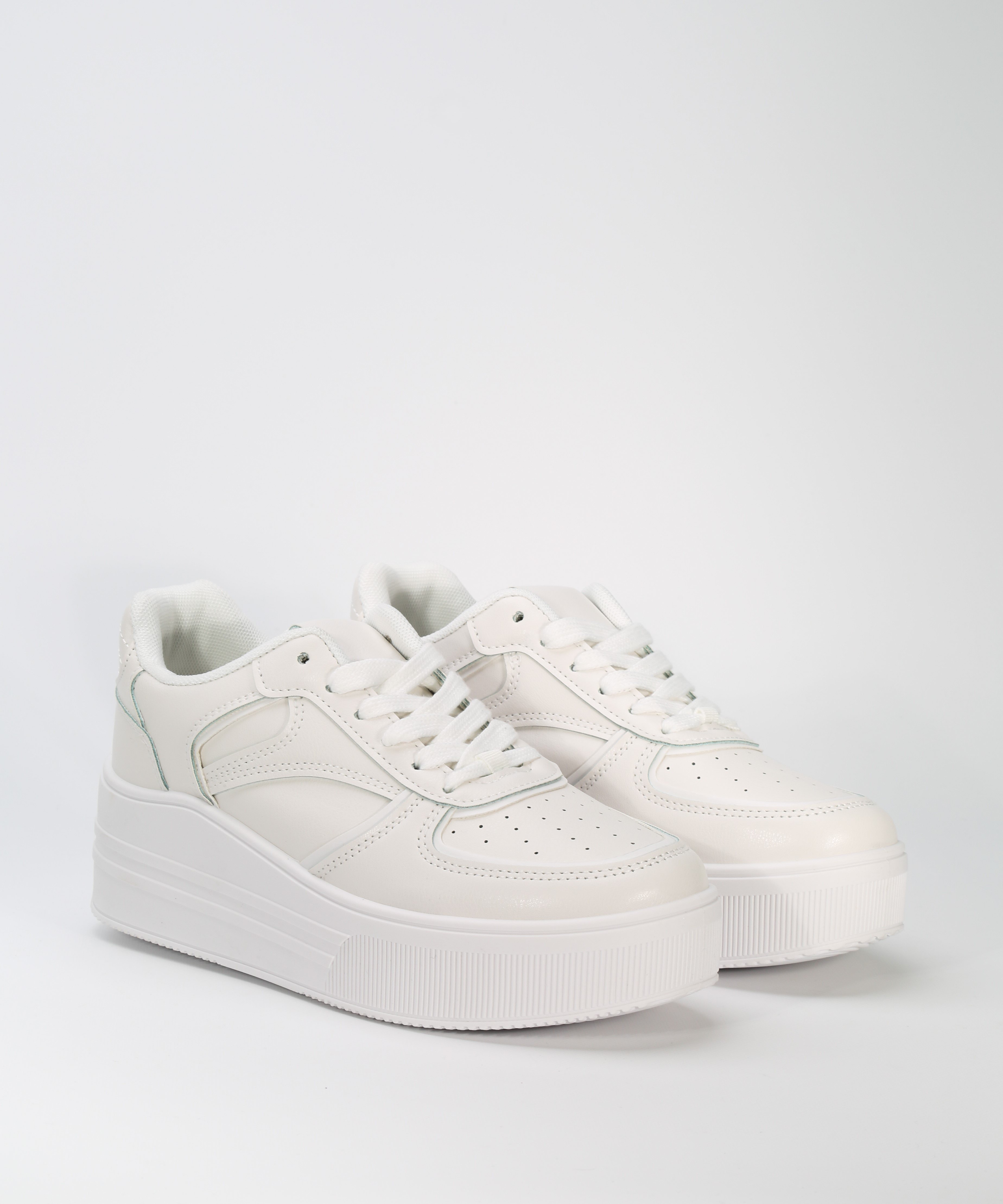 Zapatilla casual monocolor image number null